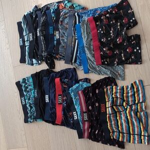 SAXX VIBE Boxer Briefs lot (16)